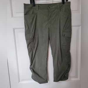 Eddie Bauer Olive Cropped Pants